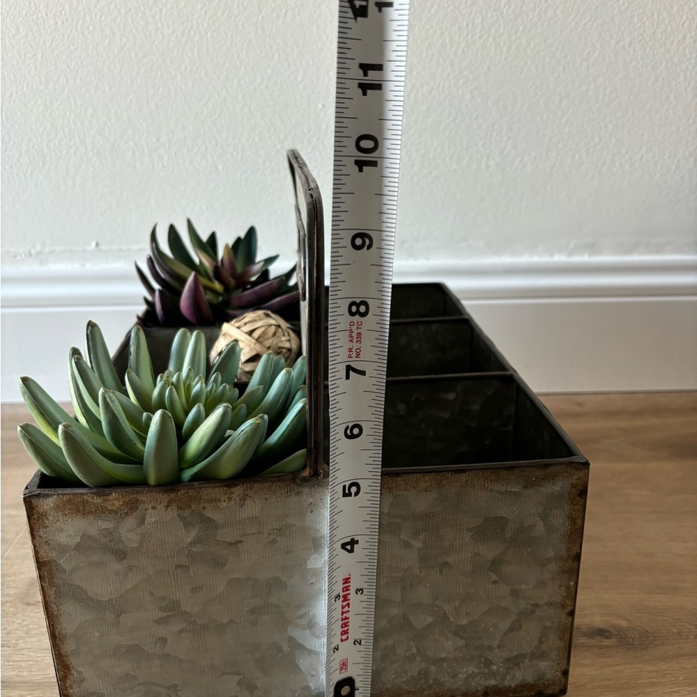 Farmhouse Milk Carrier Centerpiece Decor - Picture 5 of 6